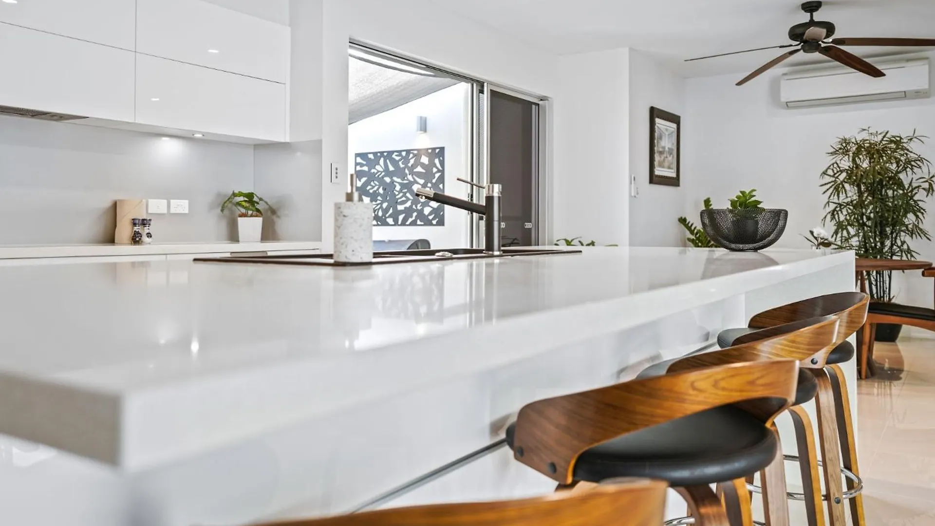 Holiday home Bluewater Escape At Harbour Drive Villa Yorkeys Knob